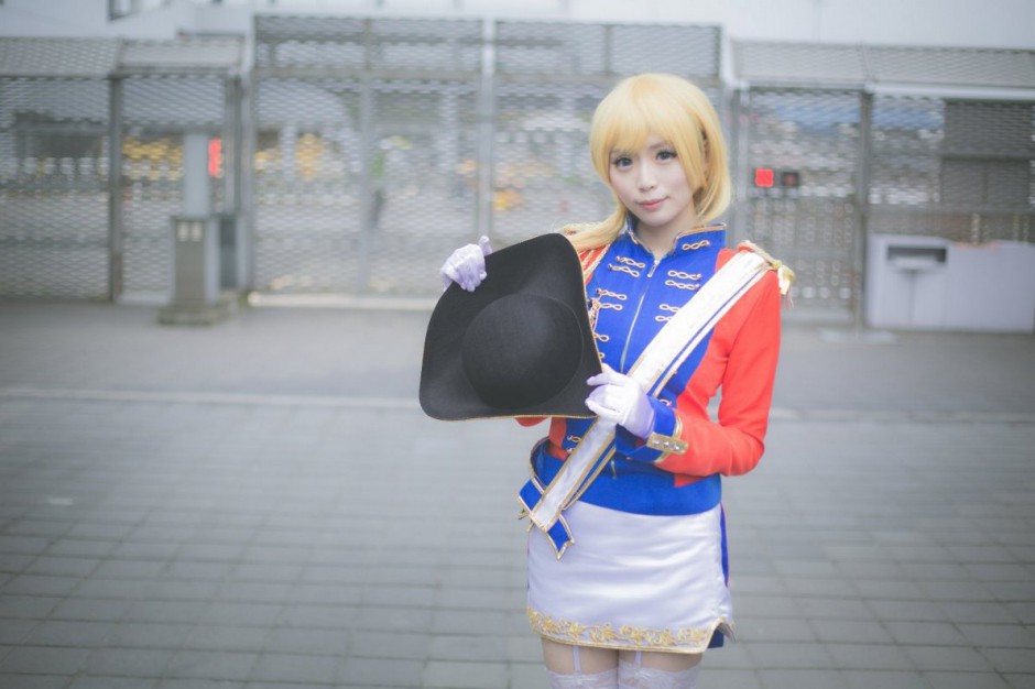 白丝美女cosplay战舰少女图片