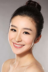 内地女演员陶慧娜裸妆写